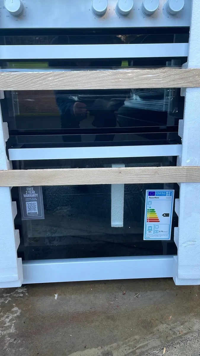 Brand New Oven for Sale - Image 1