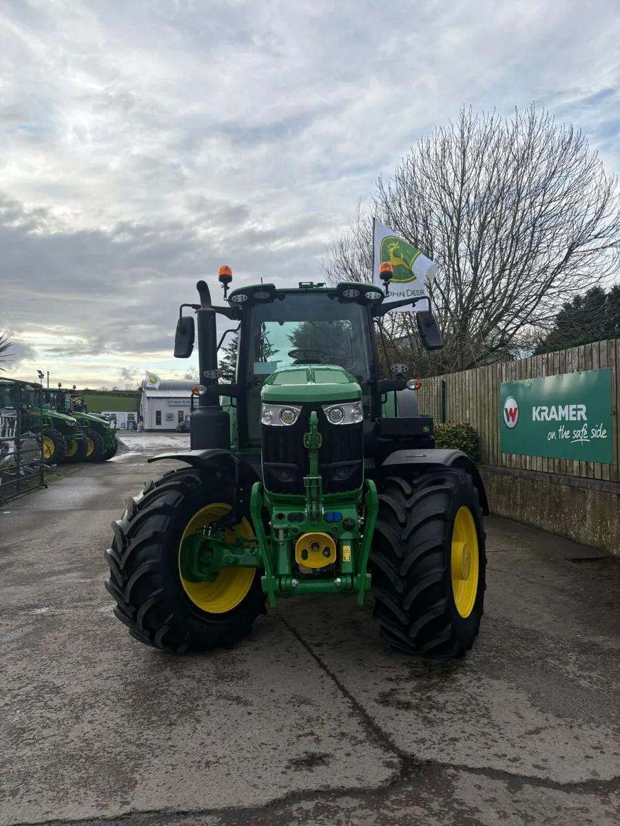 John Deere 6M 180 (2025) - Image 2