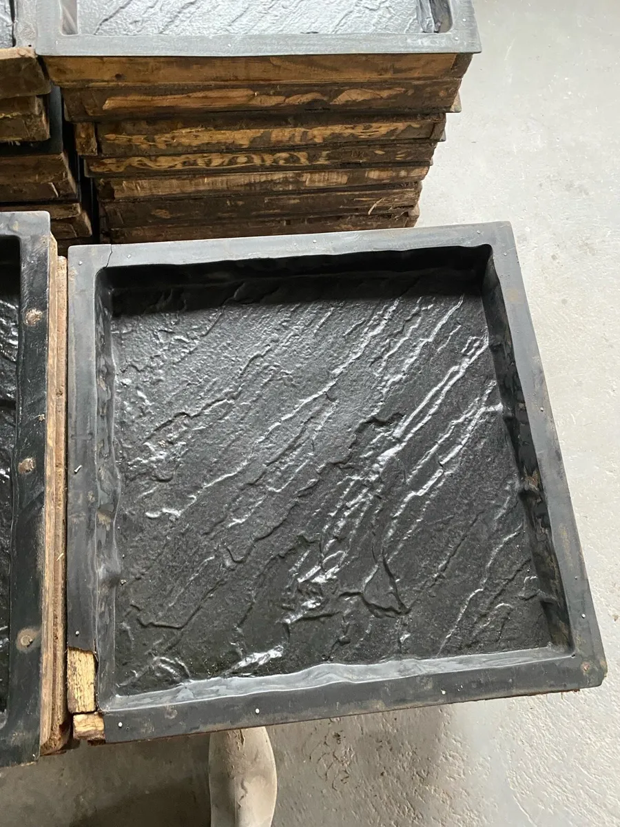 Precast concrete moulds - Image 1