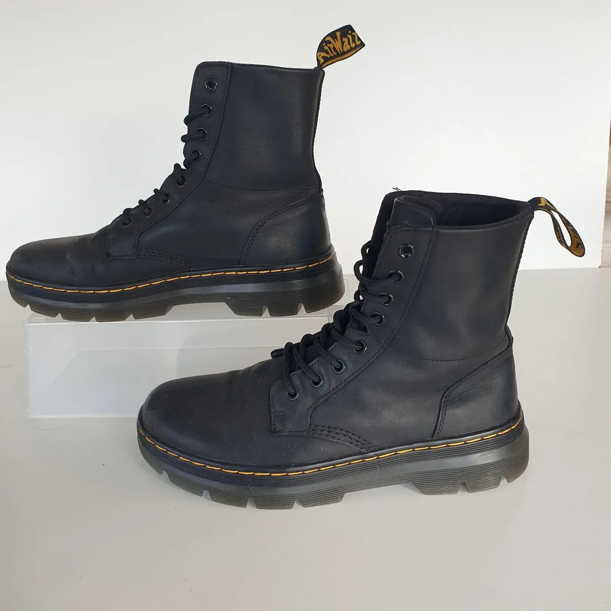 Dr Martens combs soft leather 8 eye boot size 8 - Image 3