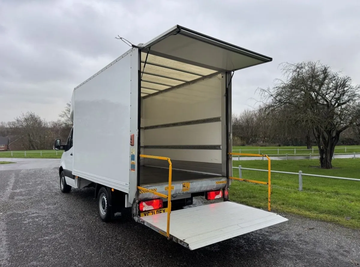 2021 Mercedes-Benz Sprinter Luton Box Van - Image 1