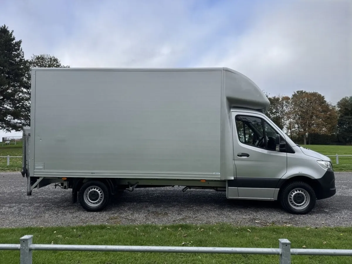2022 Mercedes-Benz Sprinter Curtainsider Van - Image 3