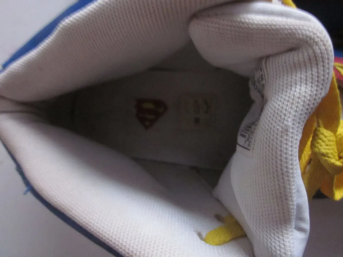 Superman High Top Trainers S.9 - Image 3