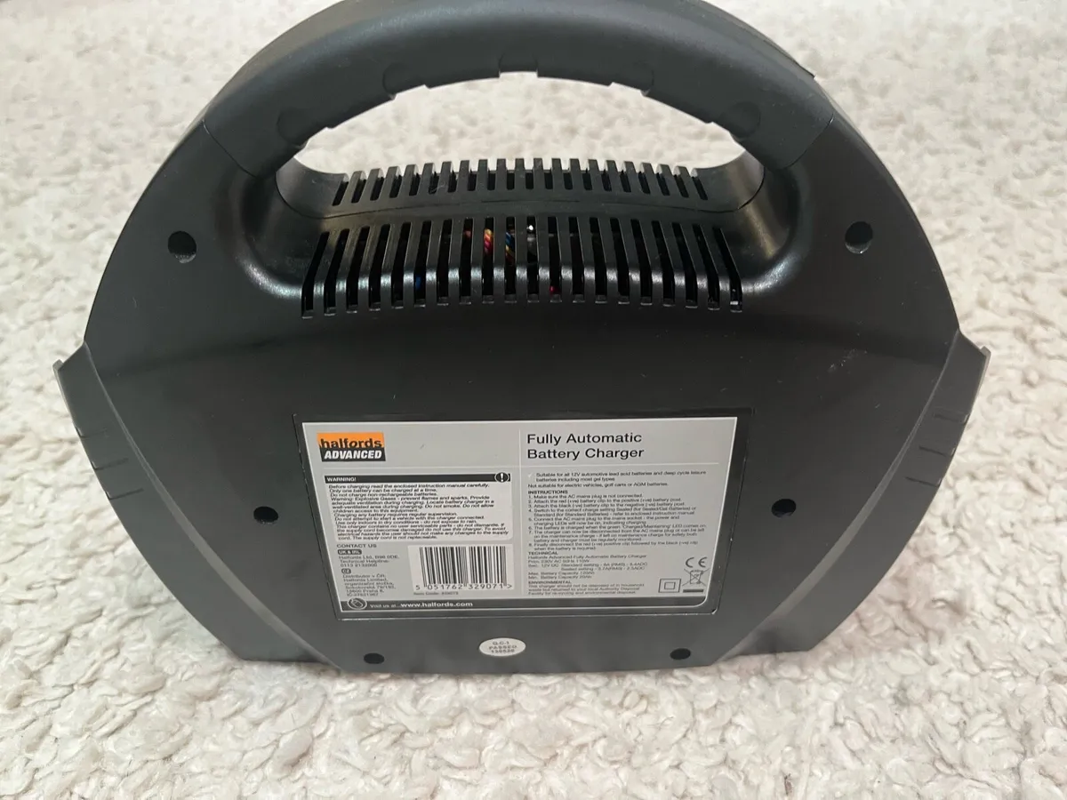 Battery Charger - Image 2