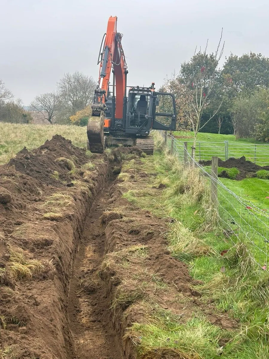 Owner operator machine, Hire available - Image 1