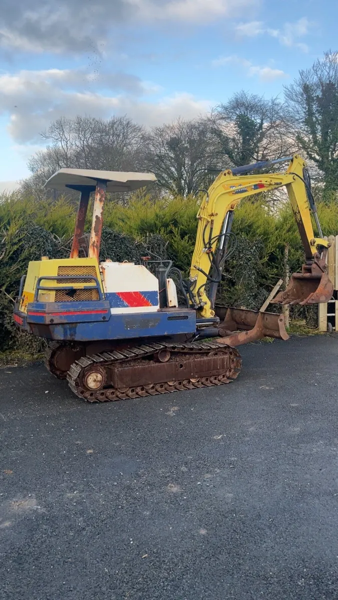 YANMAR 3ton mini digger - Image 1