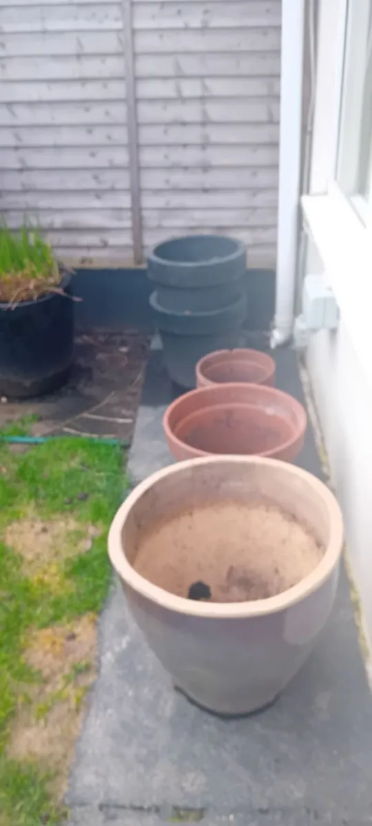 Garden chiminee and pots etc free - Image 2