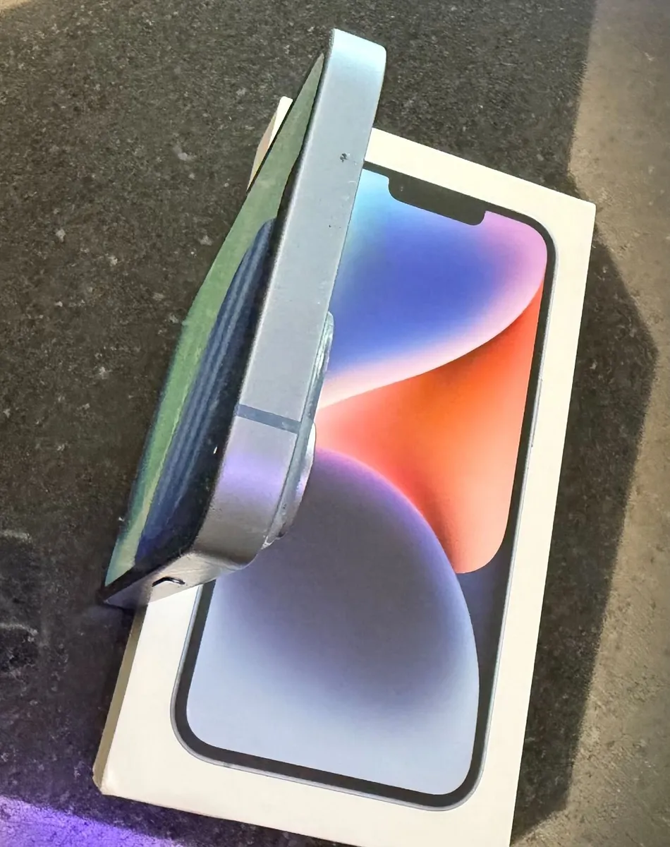iPhone 14- 256GB- Blue - Image 4
