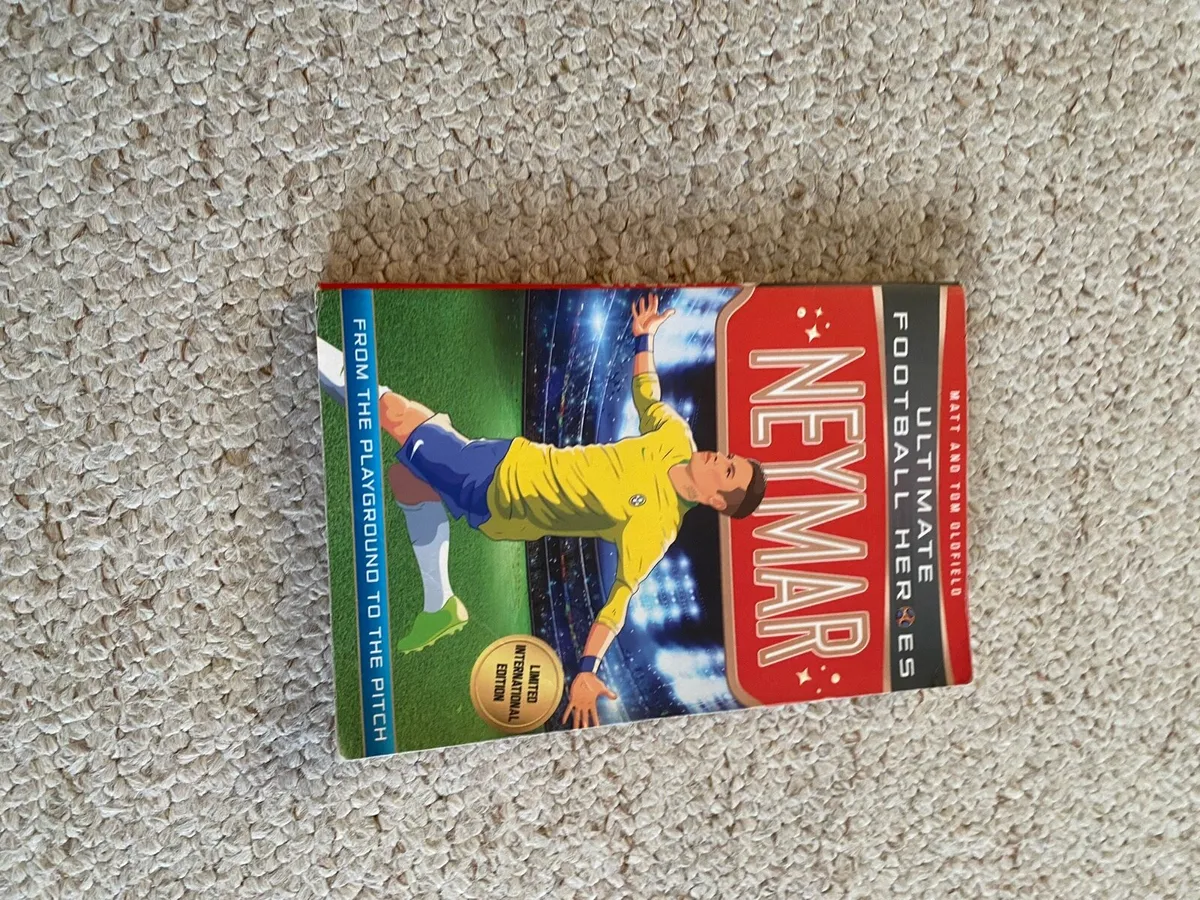 Ultimate football hero’s books - Image 1