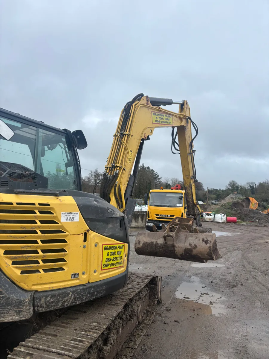 10 ton digger - Image 4