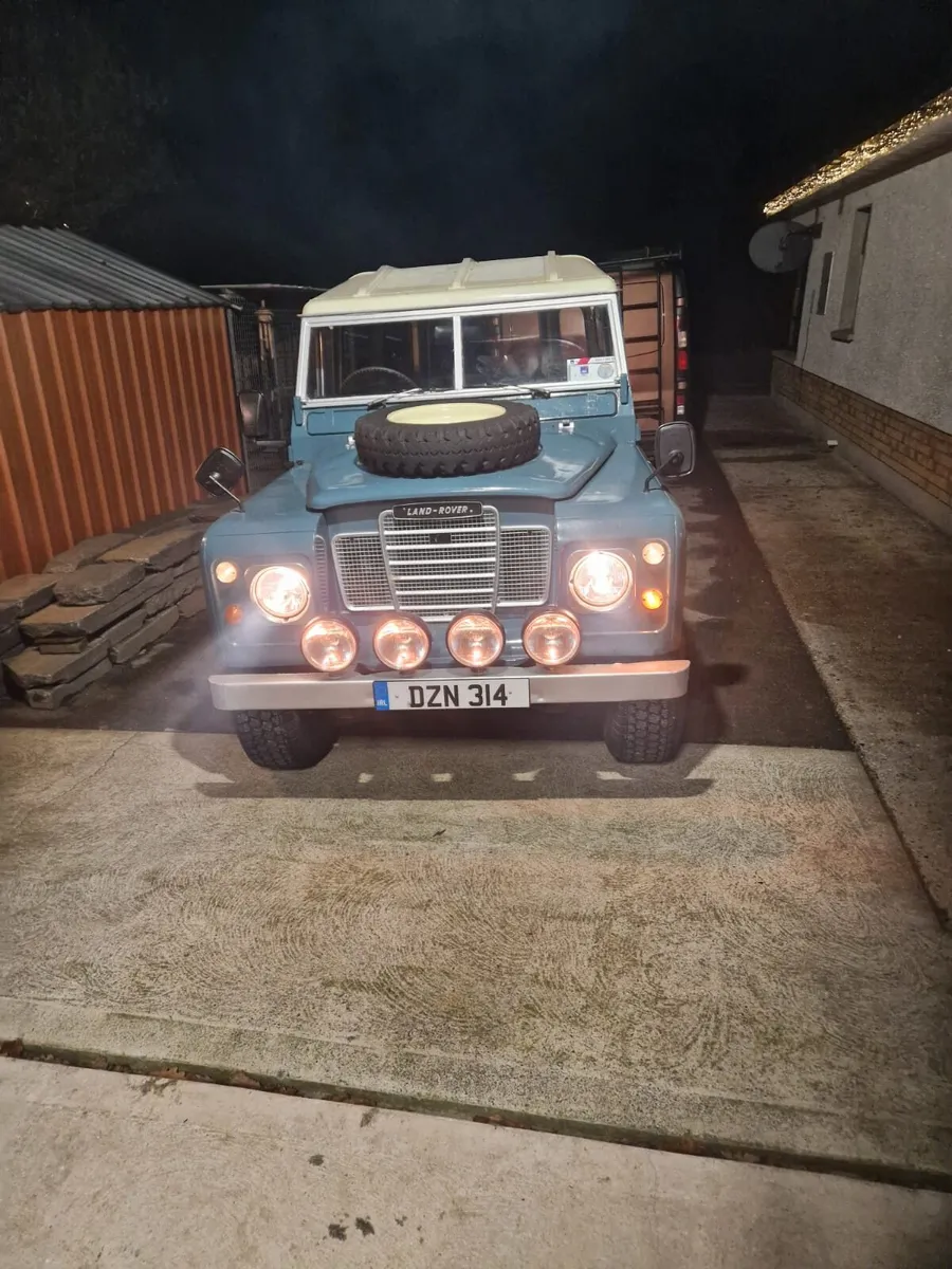 Landrover series 3 - Image 1