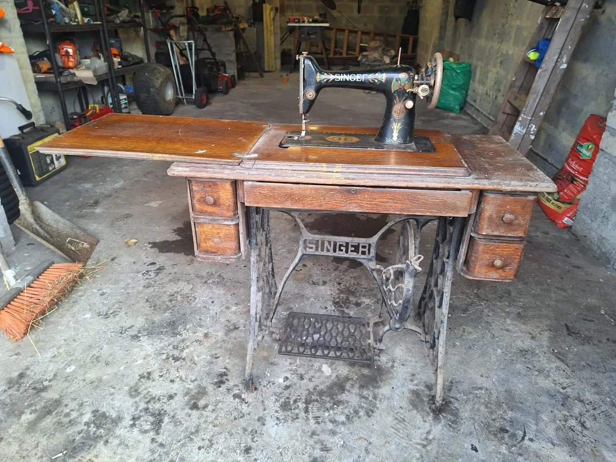 Sewing machine - Image 3