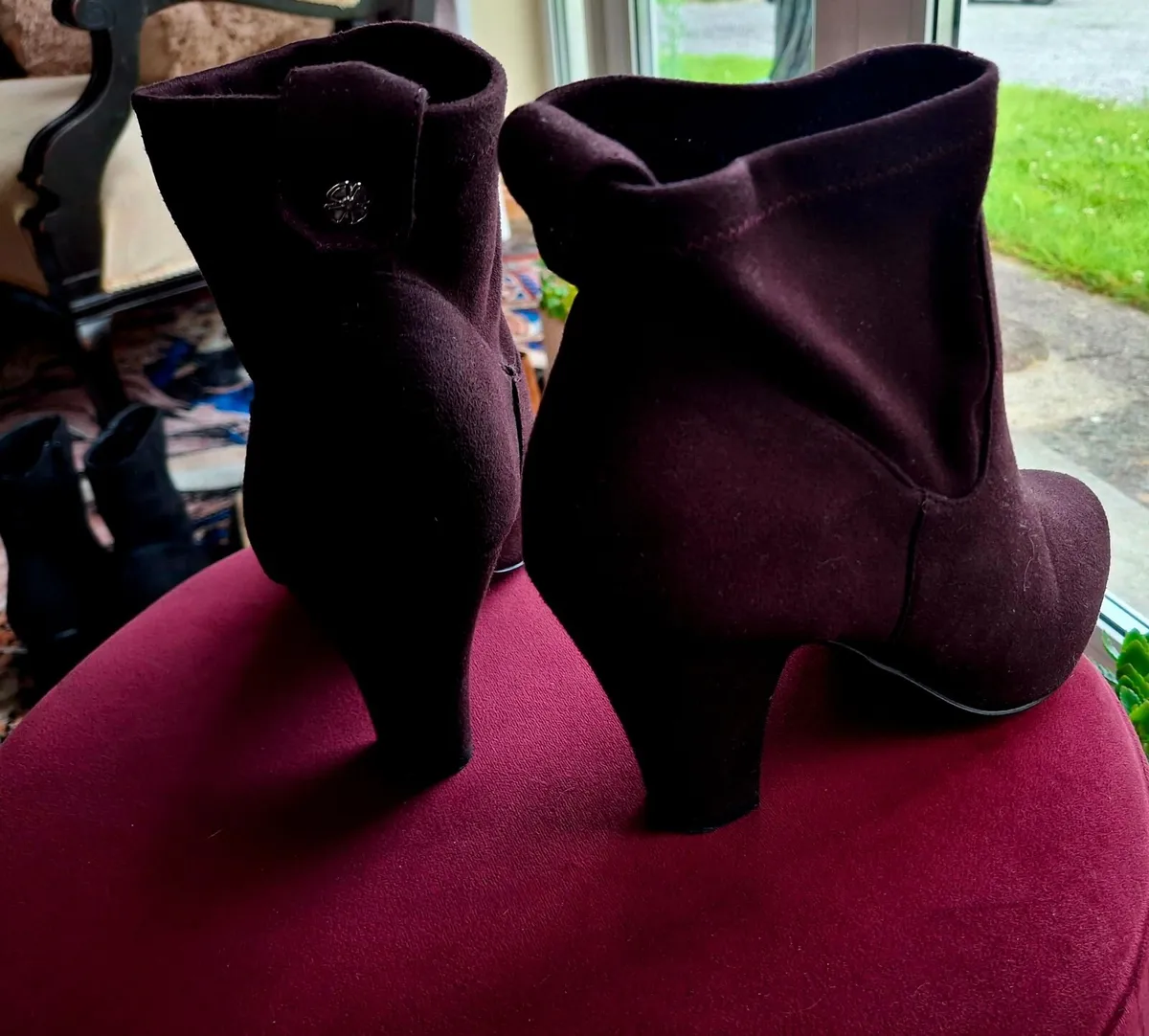 Size 5 Shoe Sale – Prices Include Postage - Image 4