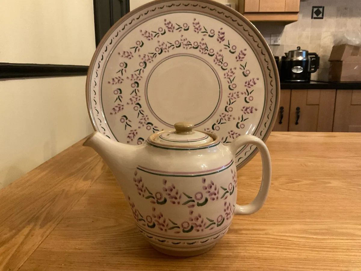 Nicholas Mosse lavender tea pot from USA - Image 1