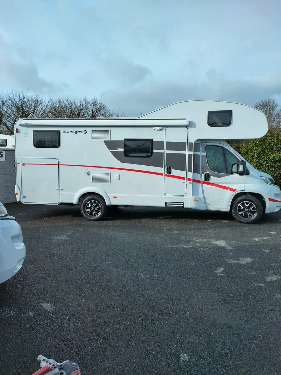 2023 Camper Motorhome  Alcove  6 seats - Image 1