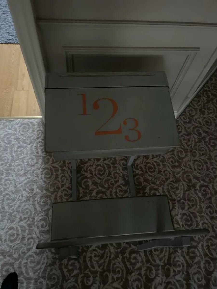 writing desk - Image 2