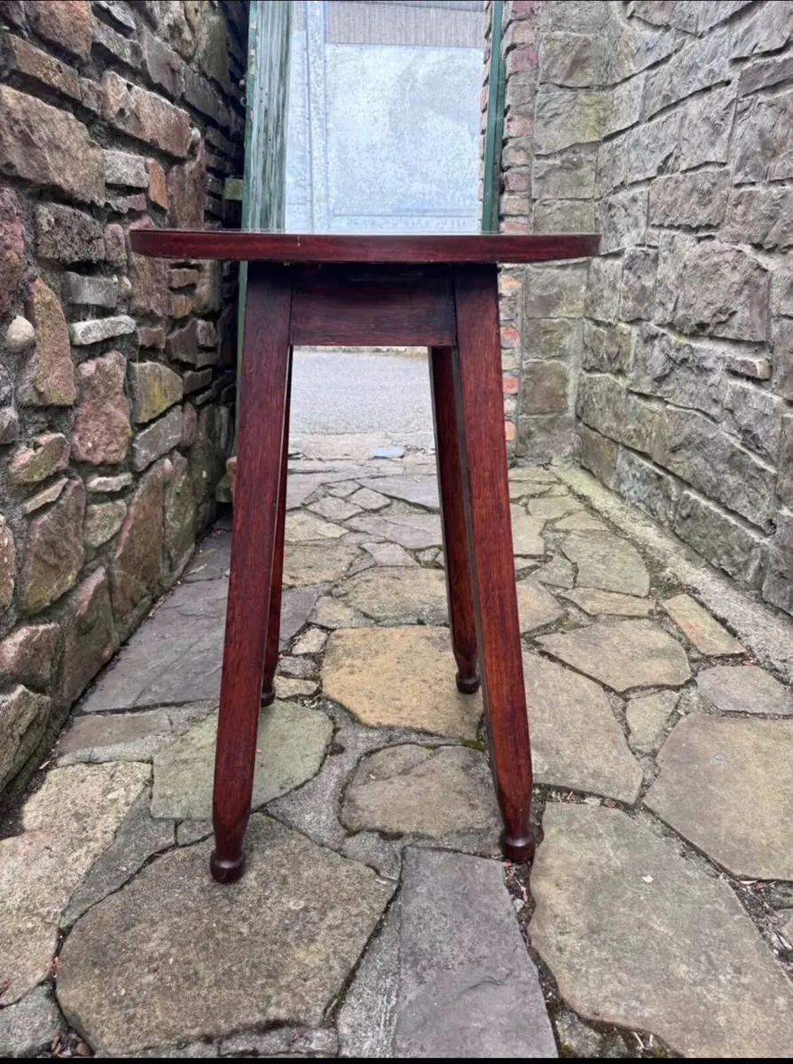 Wooden round high table - Image 2