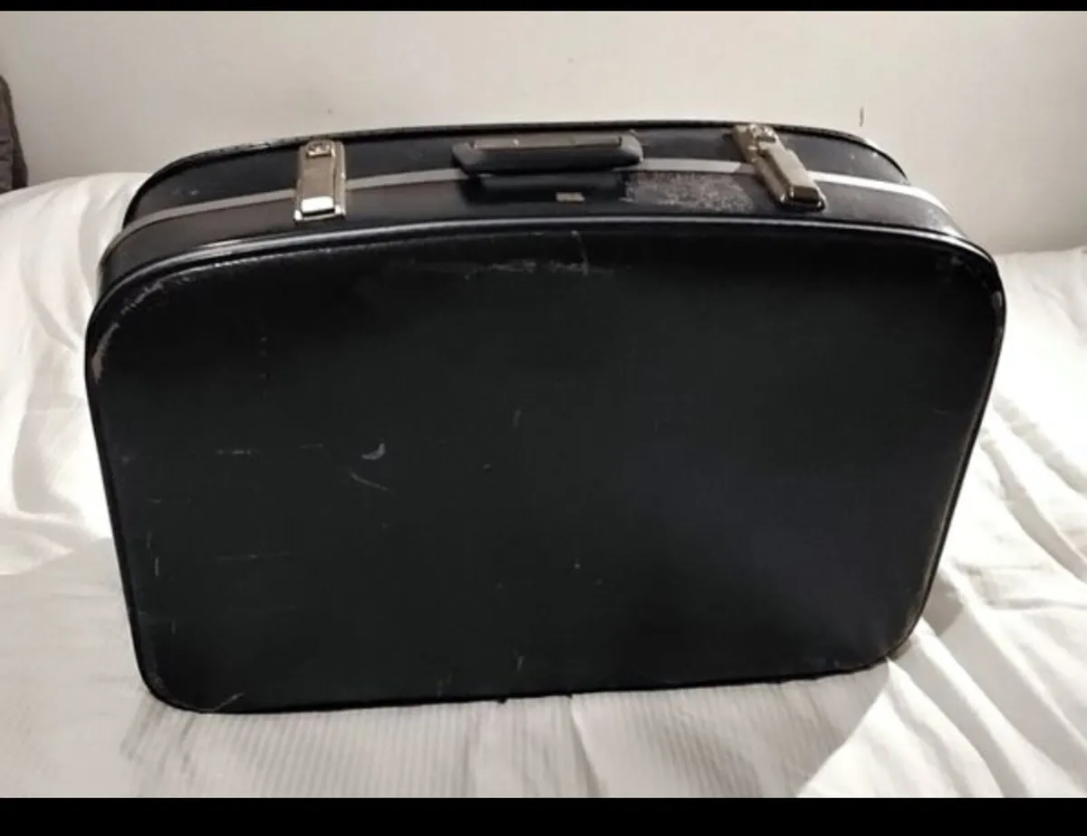 Vintage 1960s Suitcase - Image 2