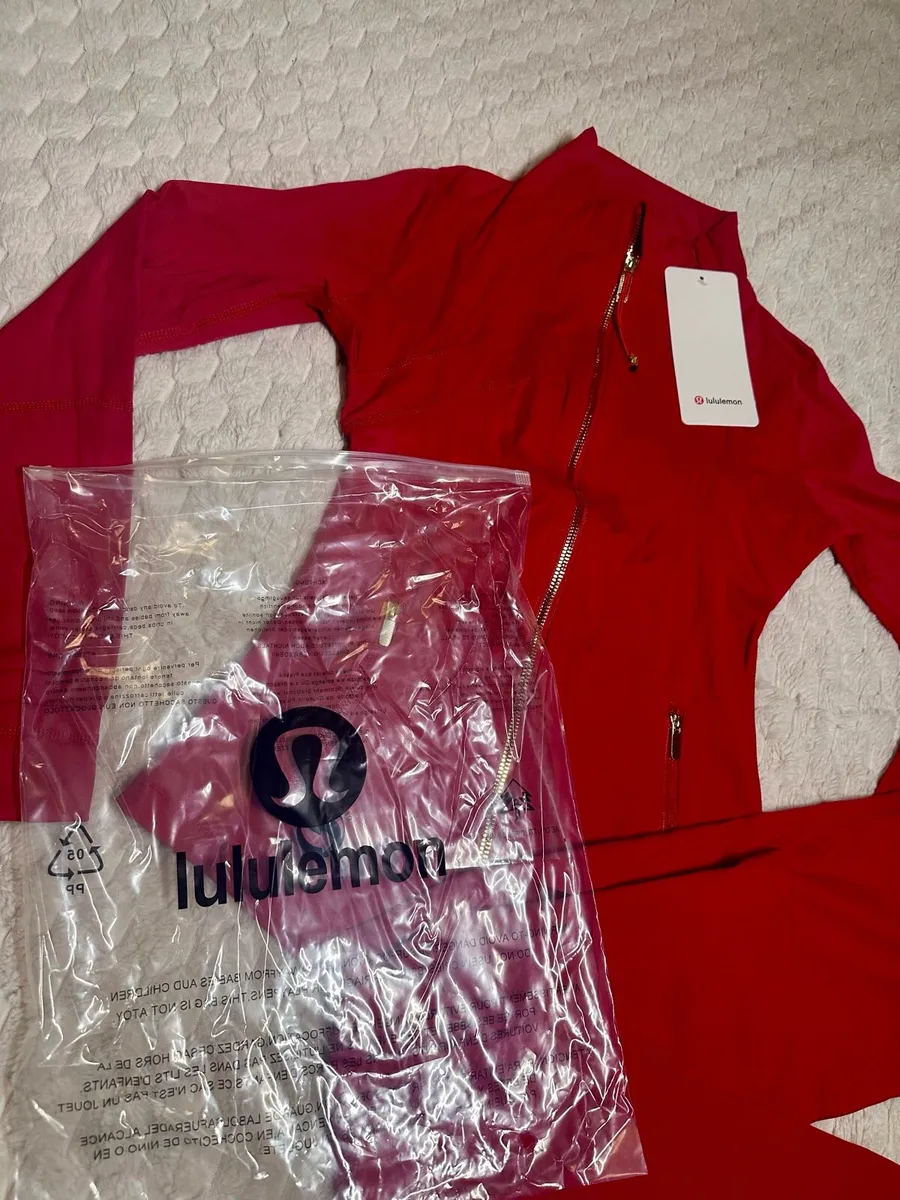 Lululemon Define Set - Image 3