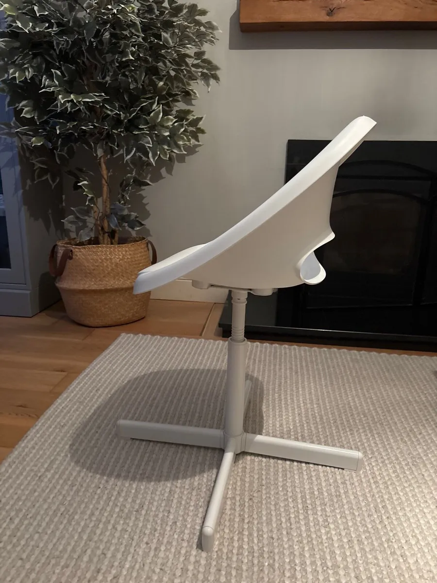 IKEA swivel chair - Image 1