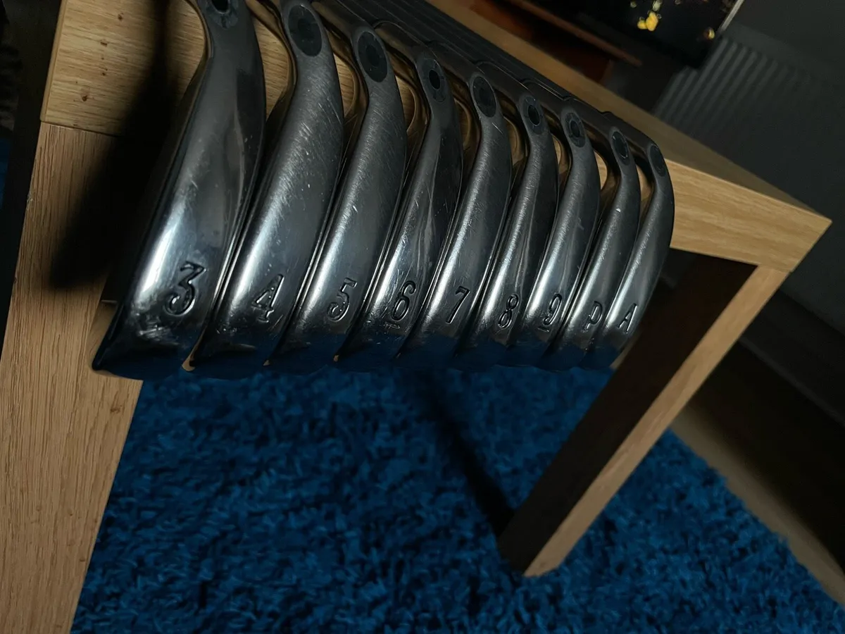 Callaway ladies/senior flex irons - Image 4