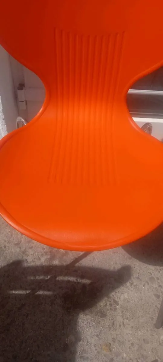 Sienna stackable Orange/Chrome chairs (x4) - Image 4