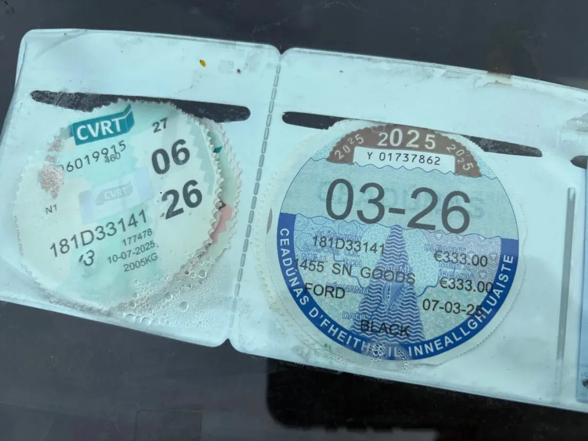 2018 Transit Connect Lwb 1.5 diesel light damage - Image 4