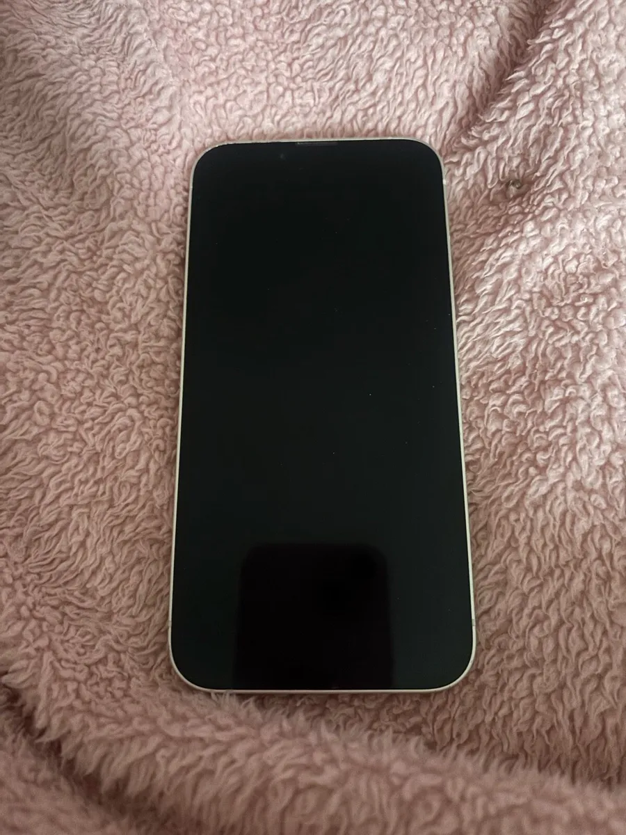 Apple IPhone 15 baby pink 128GB - Image 2