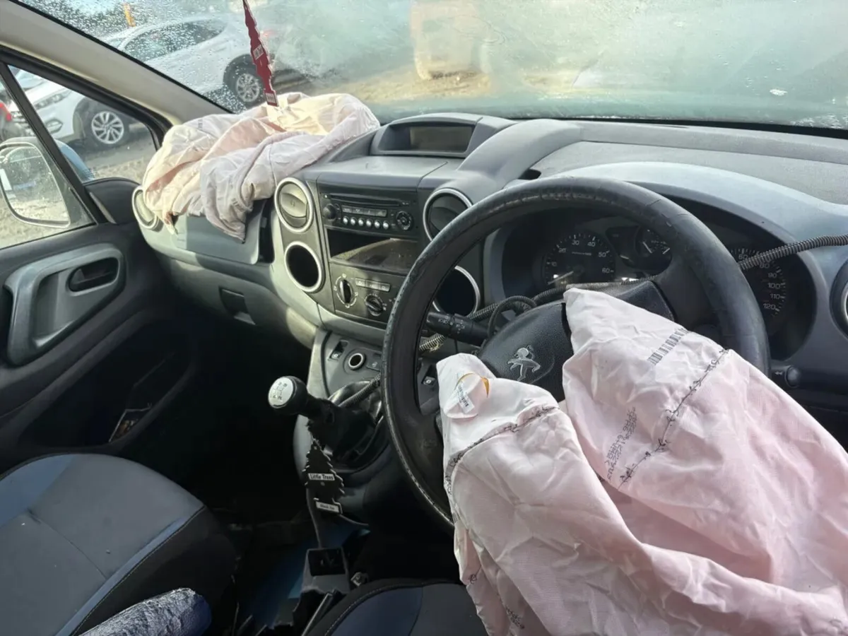 2012 Peugoet Partner Tepee 1.6 Diesel - Image 4