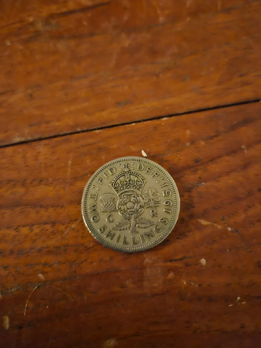 Vintage British 2 Shillings 1951 - Image 1