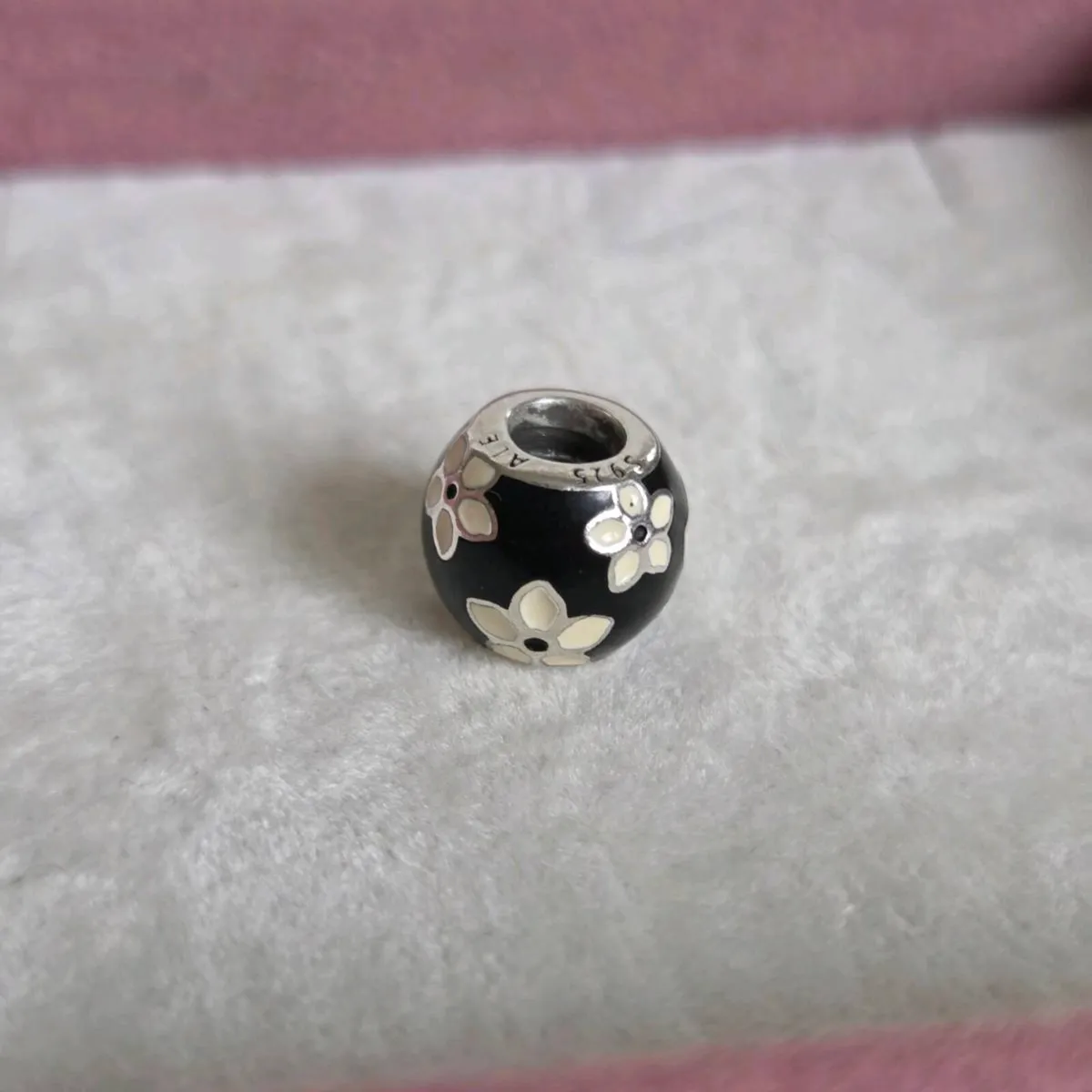 Pandora mystic flower enamel charm - Image 3