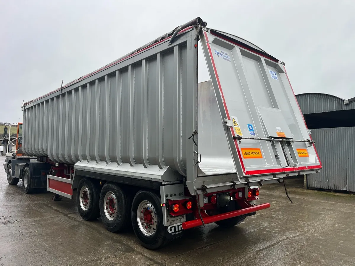 2017 Wilcox tipper - Image 2