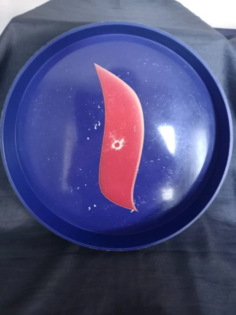 Old Carroll's Pub Tray - Image 1