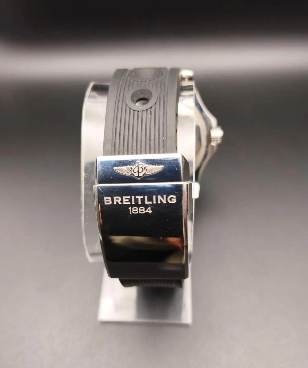 Breitling Avenger ii GMT - Image 2