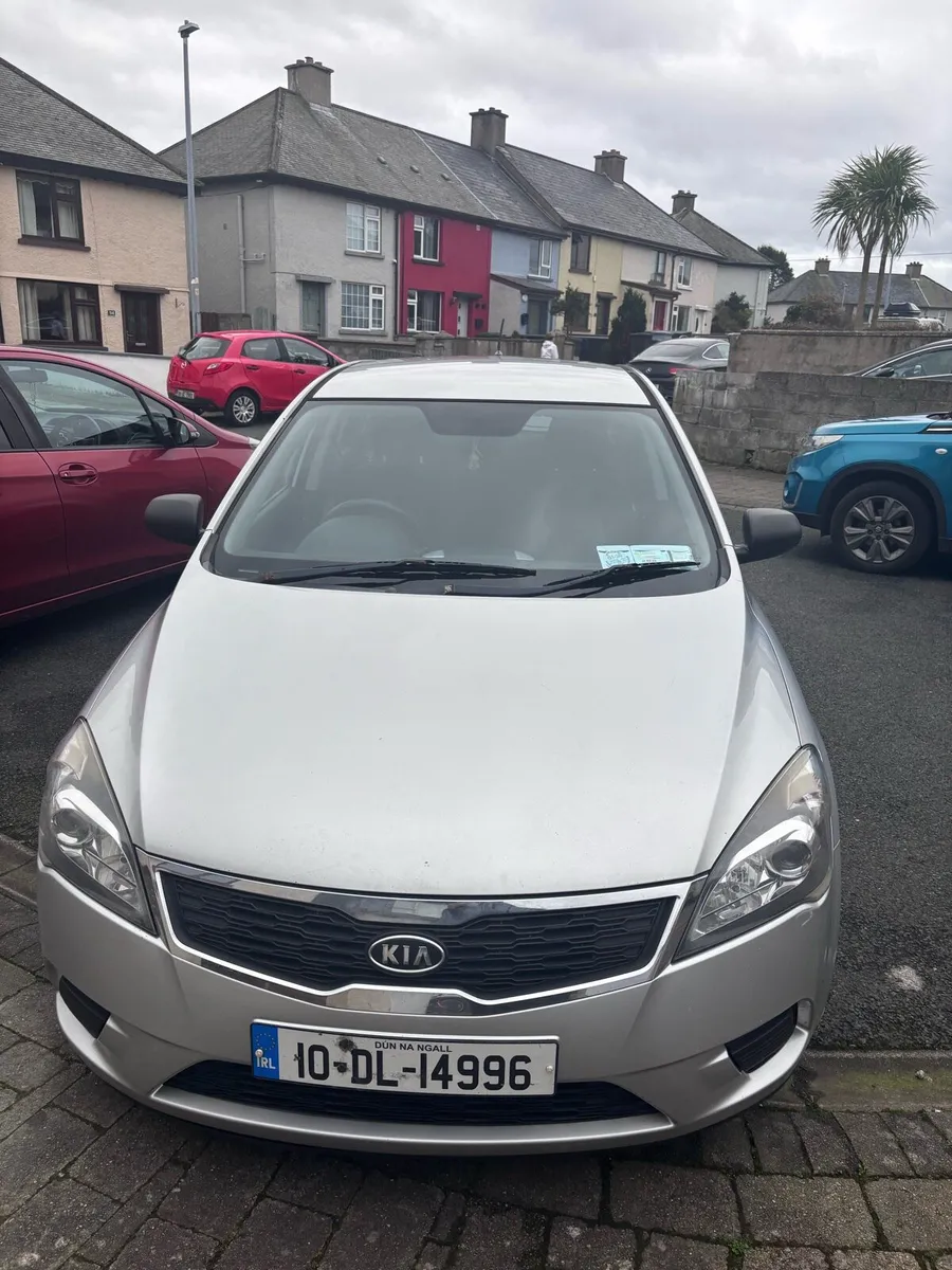 Kia Ceed 2010 1.4 gasol - Image 1