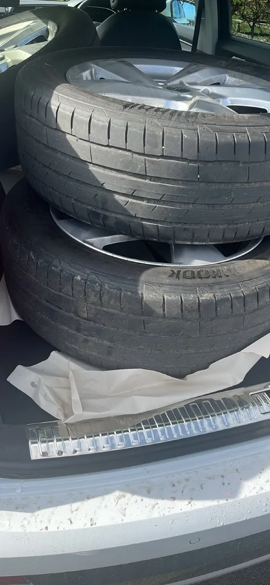 Car tyres - Image 2