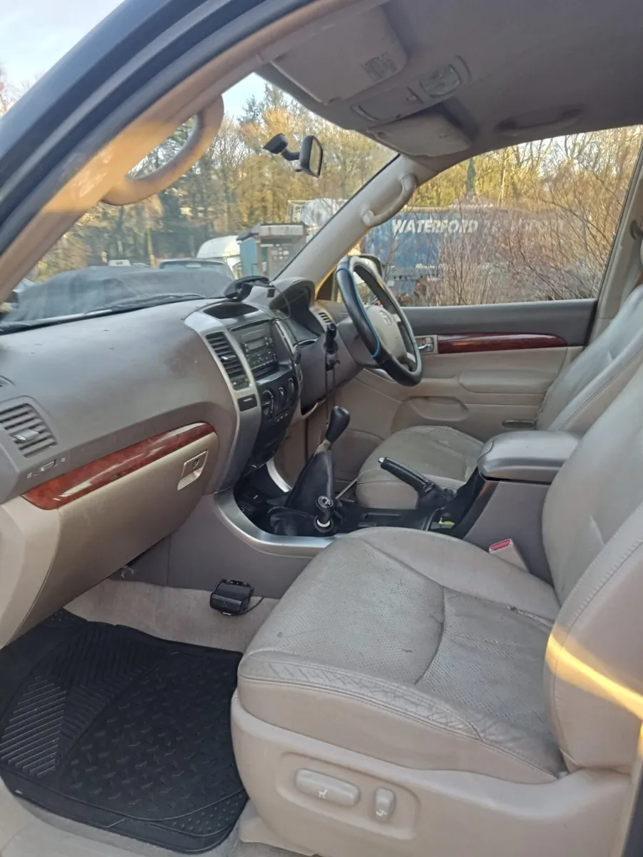 Toyota Landcruiser - Image 2