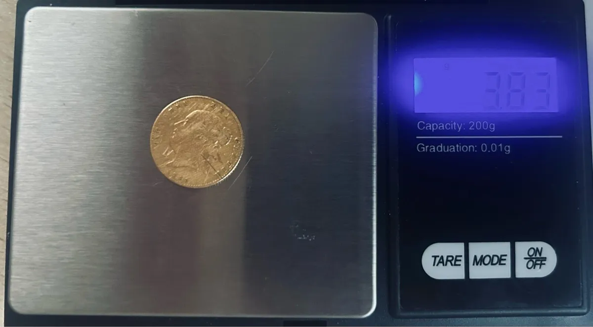 1853 22k Half Sovereign Victoria Shield Back - Image 3