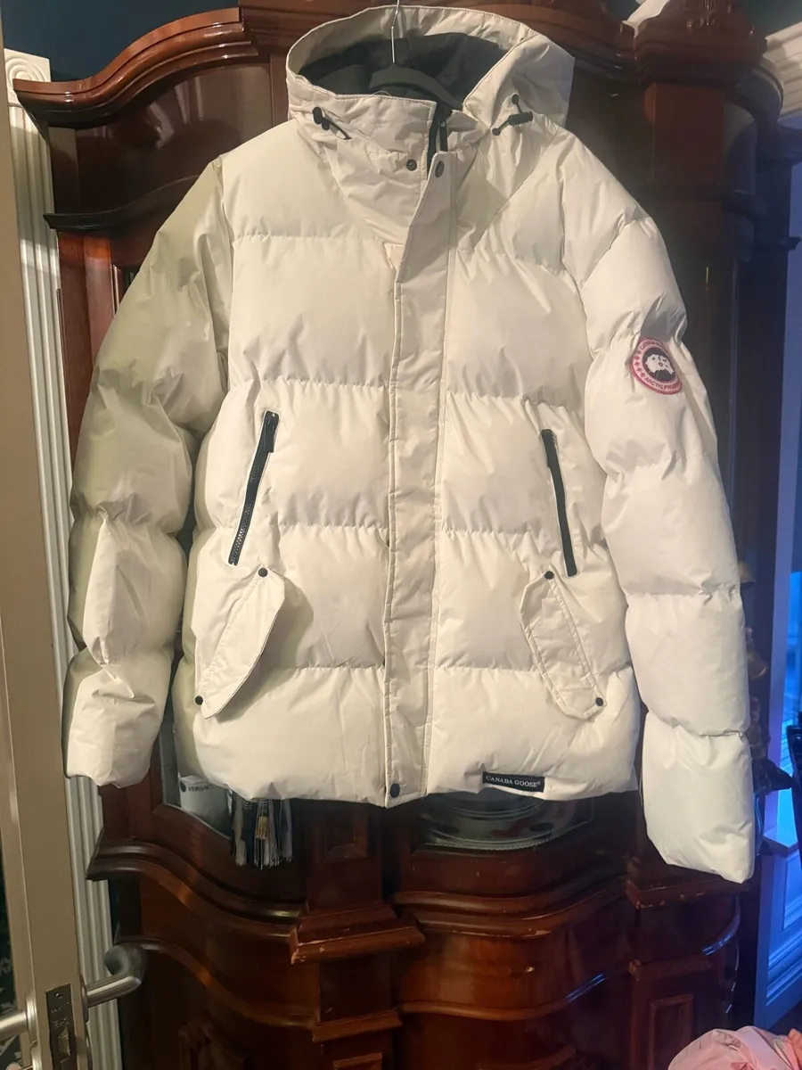 Canada goose jacket - Image 1