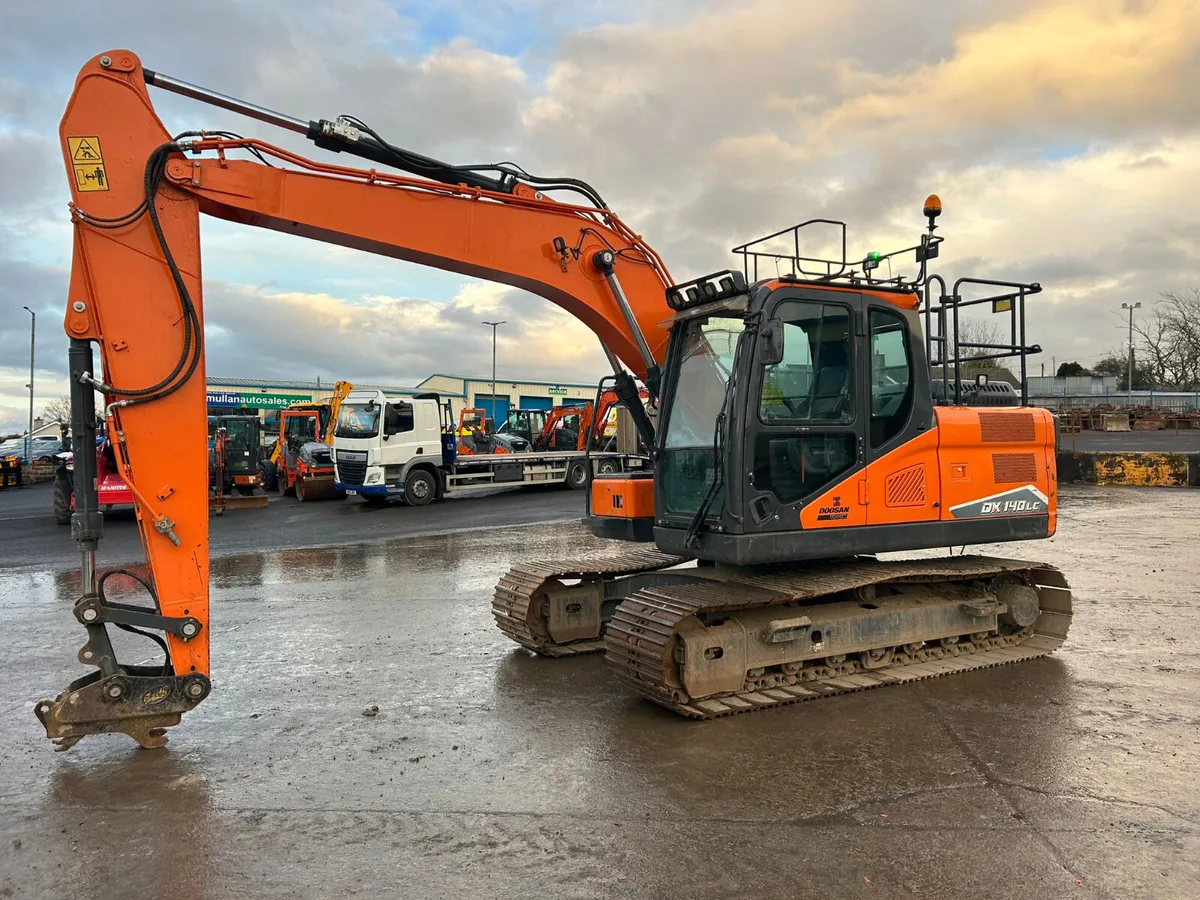 2022 Doosan DX140 LC-7 ( New Model ) 4925Hrs - Image 1