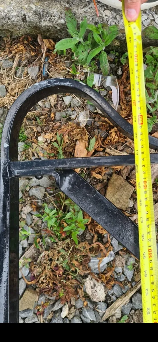 Flatter gates - Image 2