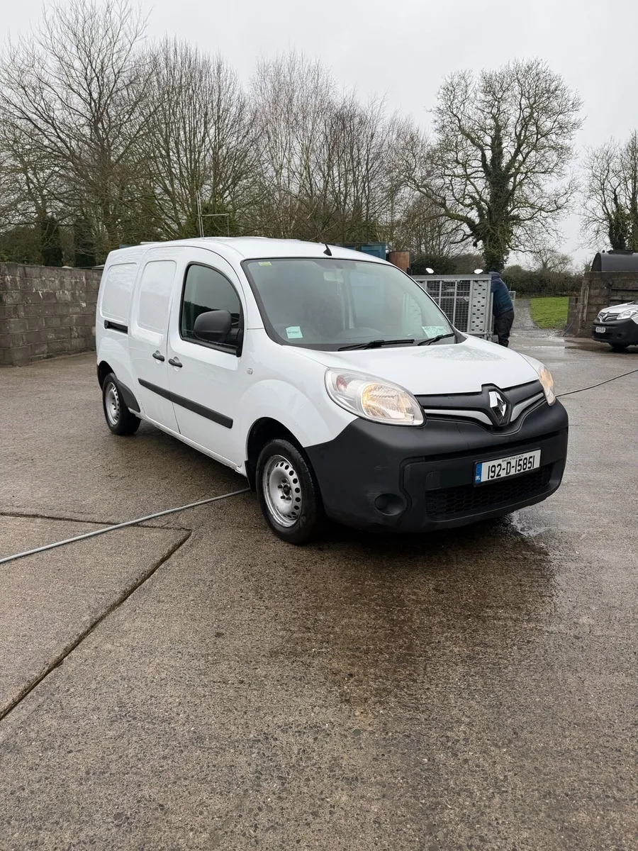 2019 (192) Renault Kangoo lwb new test - Image 1