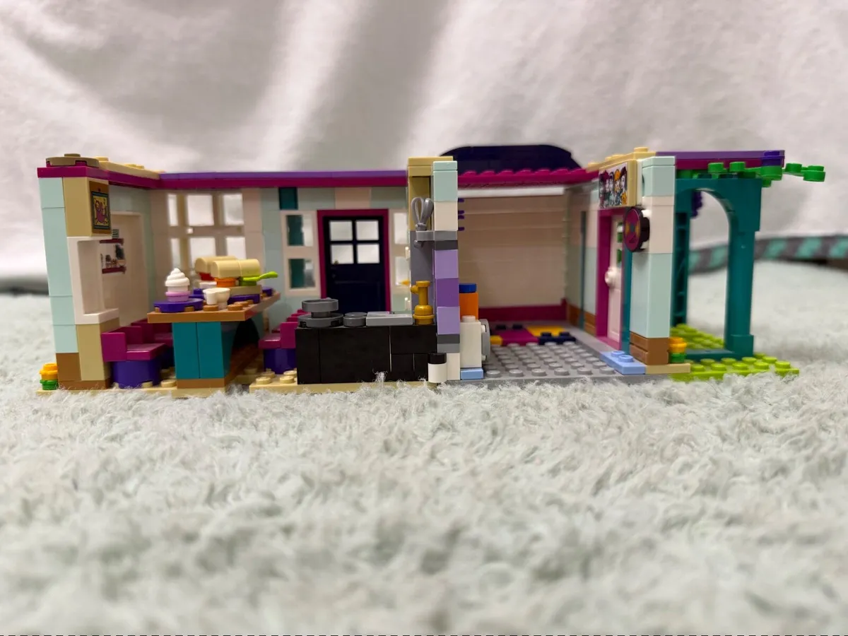 LEGO Friends Andrea’s House - Image 3