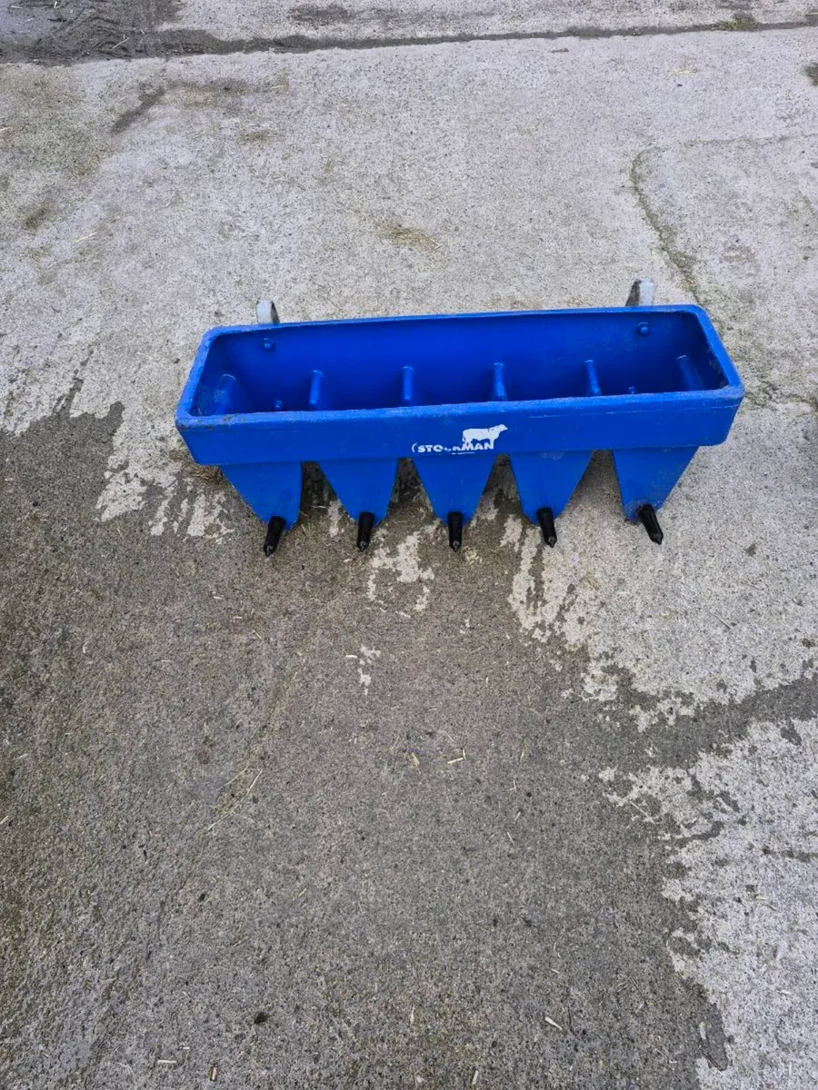 Calf feeders - Image 3