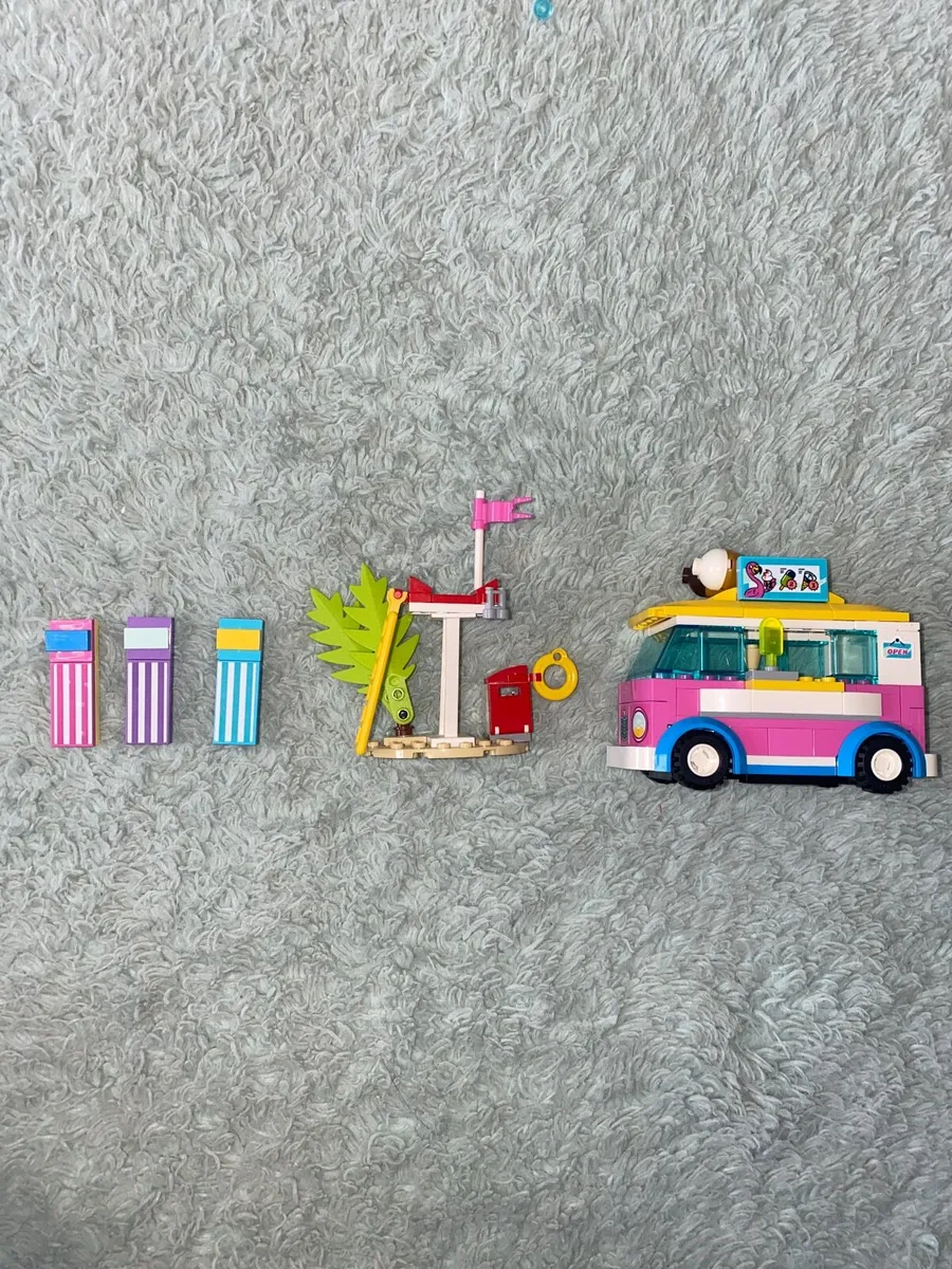 LEGO Friends Waterpark - Image 4