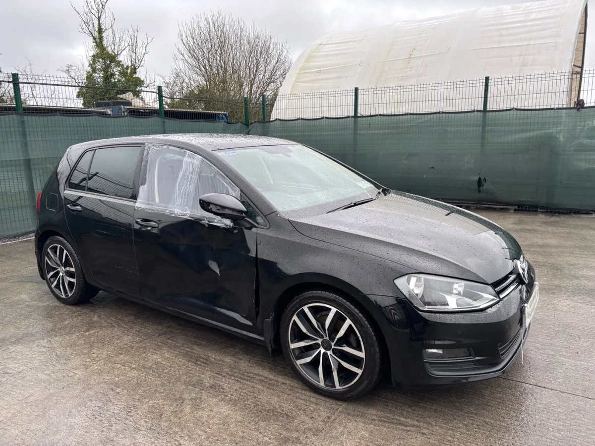 2015 VW Golf TDi Light Damage - Image 2