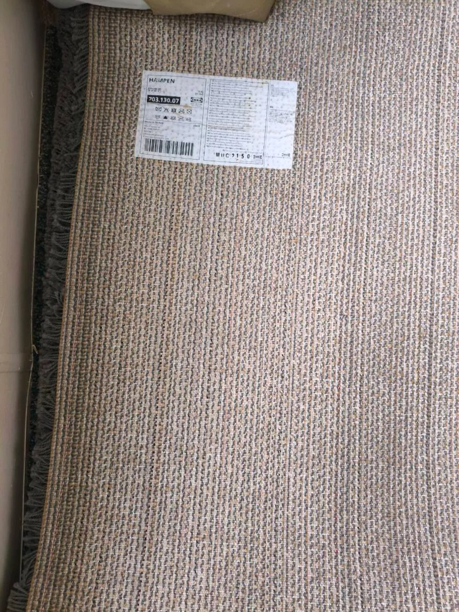 Beautiful gray rug , like new 35 Euro - Image 2