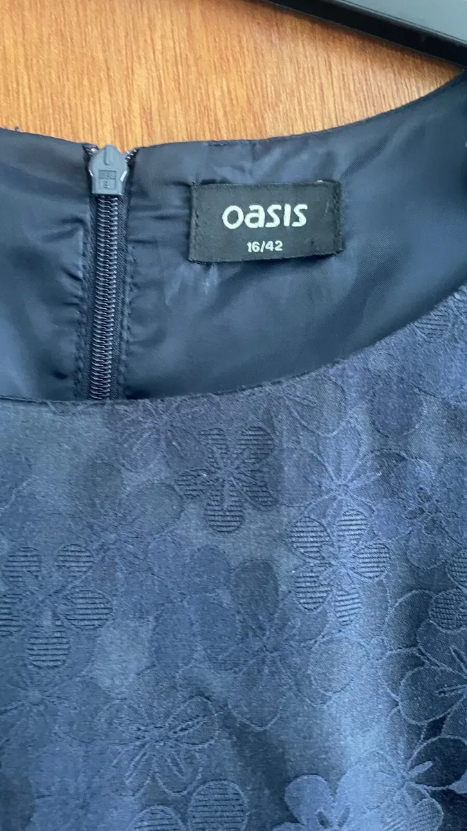 Womens dress - Image 3