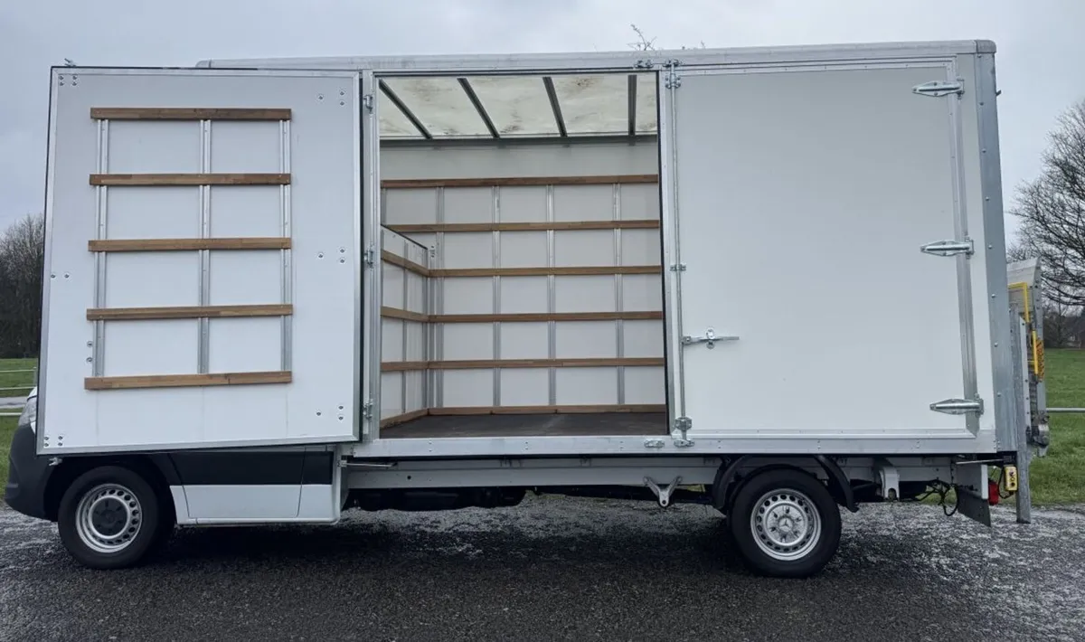 2022 Mercedes-Benz Sprinter Luton Box Van - Image 1