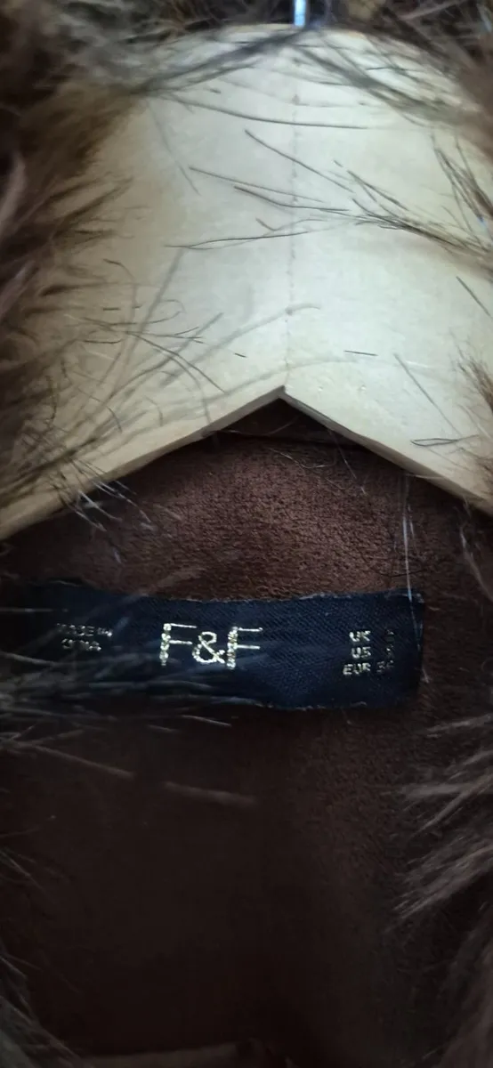 Jacket with fur collar size S - Image 3